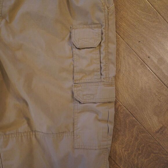 5.11 511 Tactical Cargo Pants Men 44x30 Khaki Canvas w Expandable Waist Duty - Picture 5 of 9